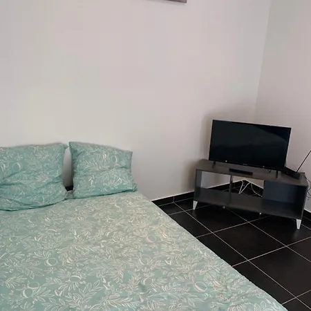 Jolie Maisonnette Centre