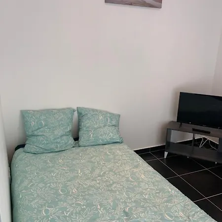 Jolie Maisonnette Centre * נאנסי